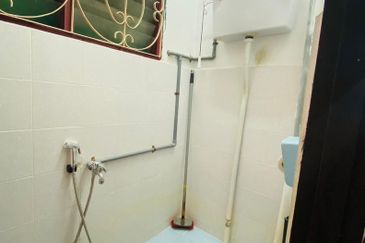 For Sale [Below Market Value] - Cozy Single Storey Terrace @ Teluk Sisek, Kuantan