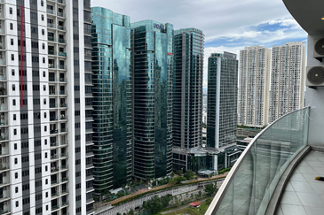 KL Gateway Premium Residence