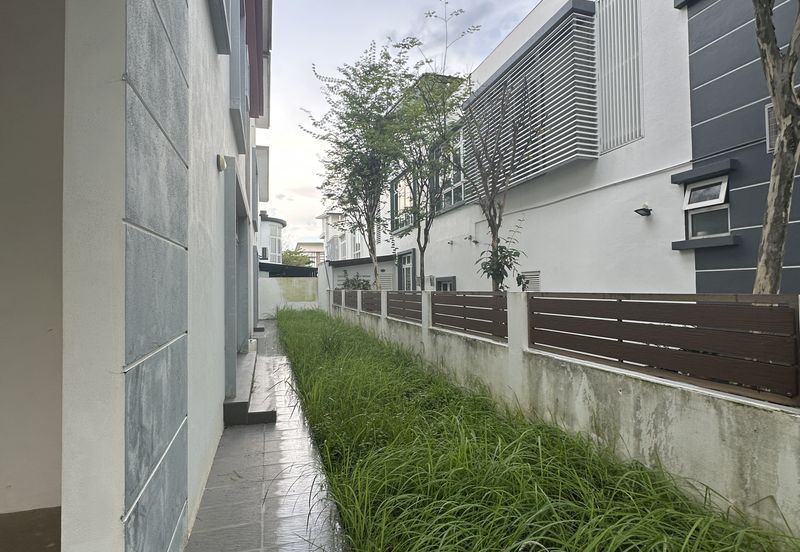 Casa Idaman, Setia Alam