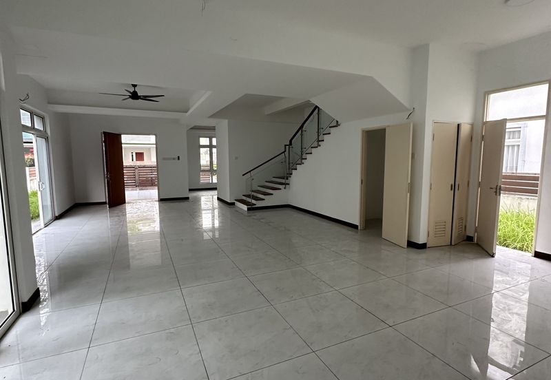 Casa Idaman, Setia Alam