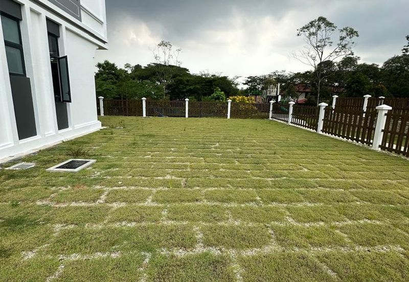 Straits of Heron @ Setia Eco Park