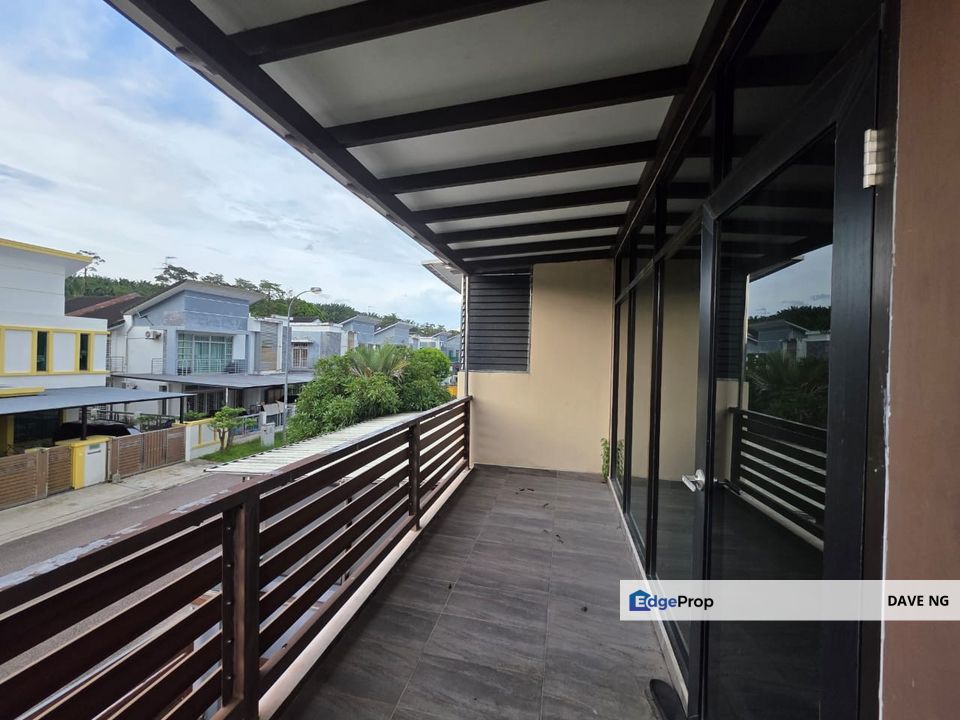 TAMAN MUTIARA RINI Double Storey Terrace House ( Corner Lot), Johor, Skudai