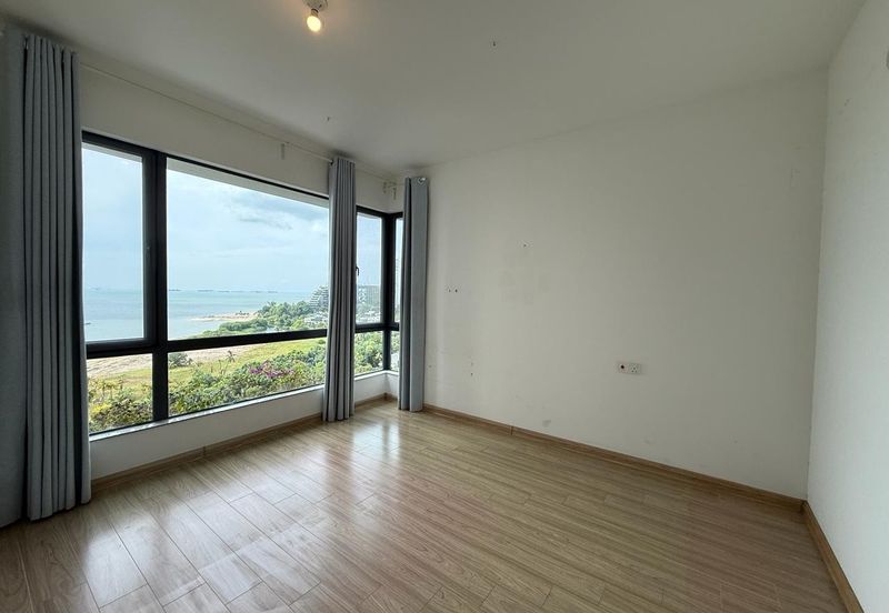 Starview Bay @ Forest City