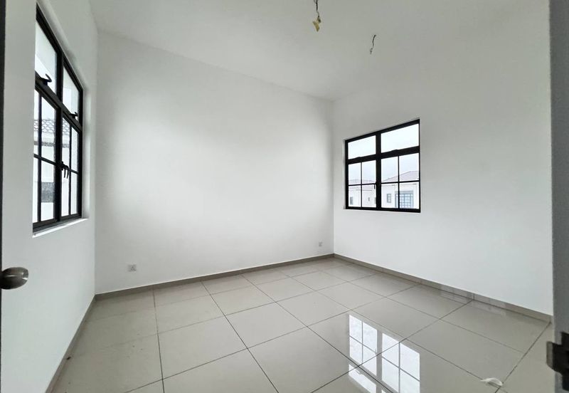 Tate Dalton @ Eco Botanic 2