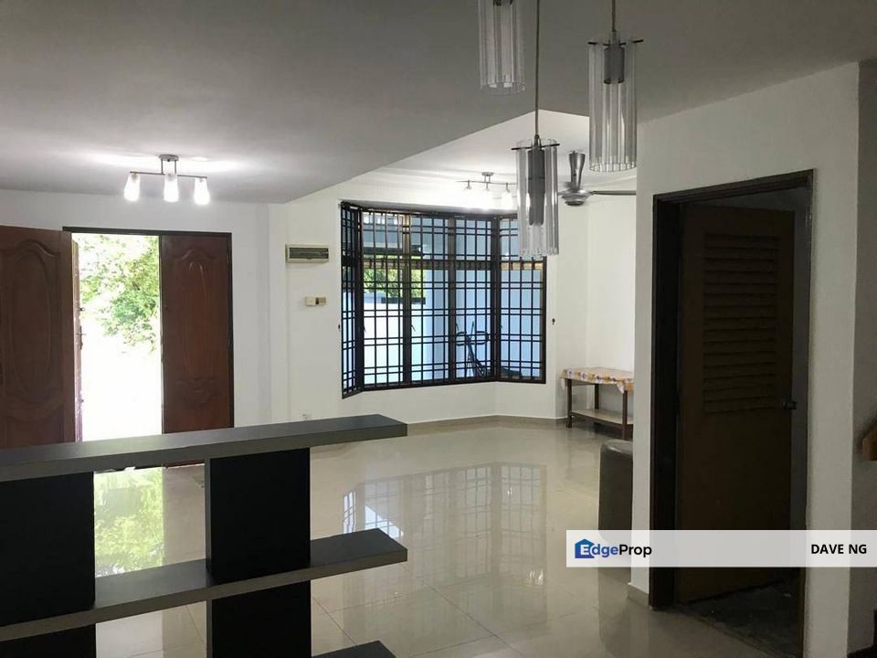 Tun Aminah Jalan Hang Tuah 3 Double storey, Johor, Skudai