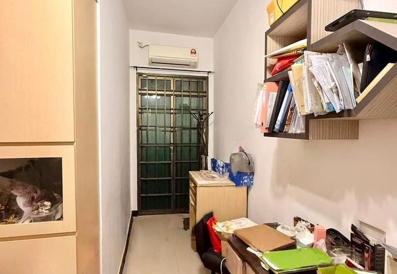 Dato Onn - Jalan Perjiranan  - Double Storey Terrace