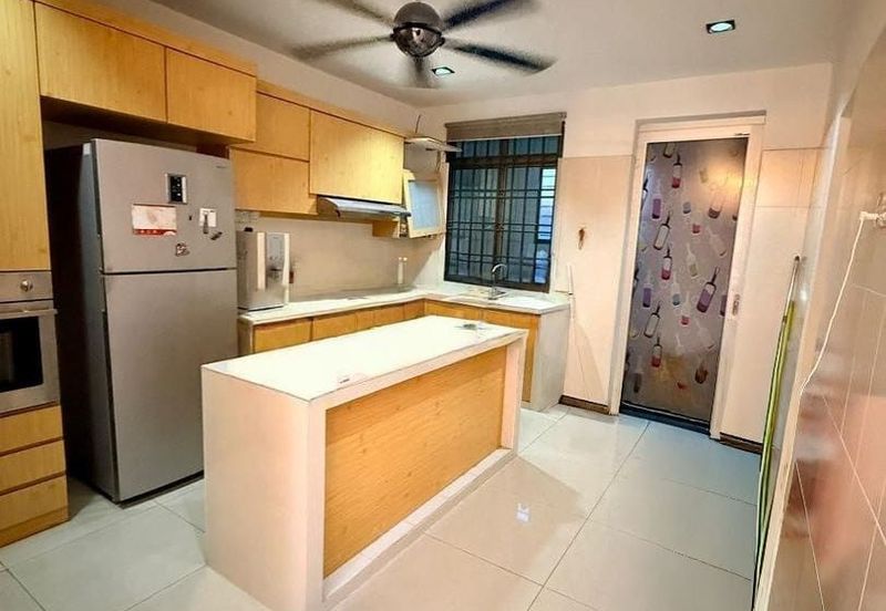 Dato Onn - Jalan Perjiranan  - Double Storey Terrace