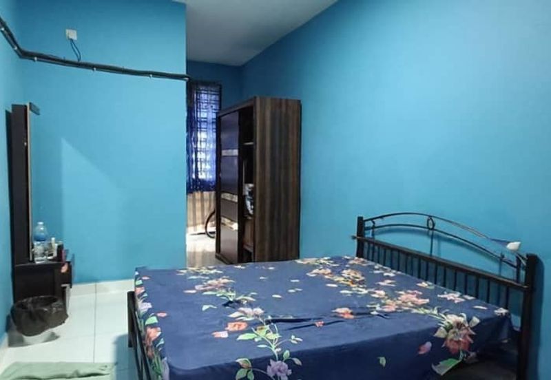 Taman Bestari Indah ( Lily 1 ) - Ulu Tiram Double Storey Terrace