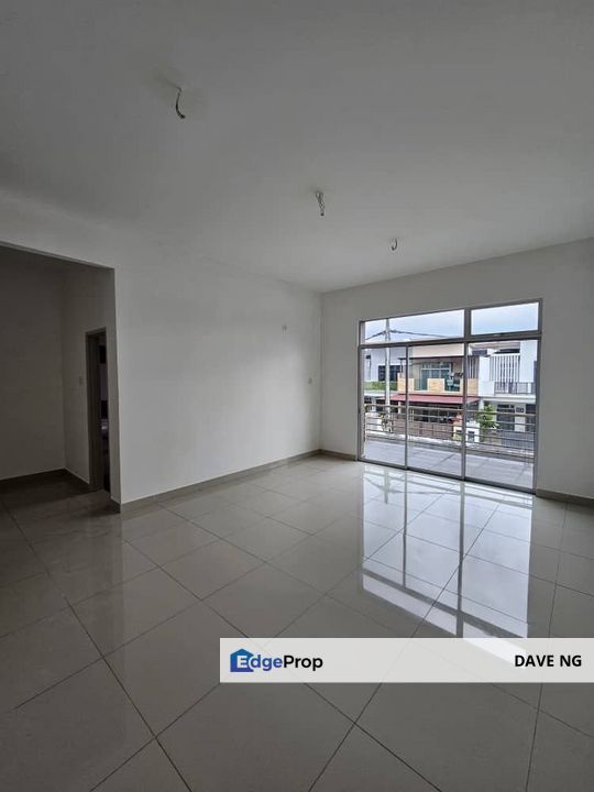 Bandar Putra Kulai - Spacious Double Storey Home, Johor, Kulai