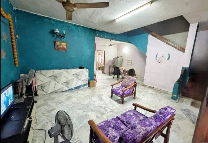 Pasir  Gudang Taman Pasir Putih Jalan Selasih