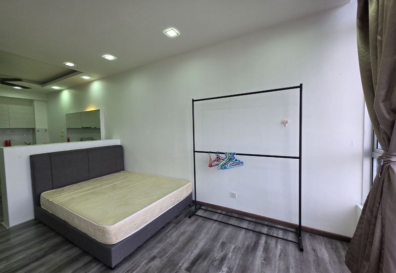 Dedaun Hijau (Greenfield Regency)