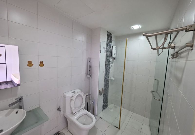 Dedaun Hijau (Greenfield Regency)