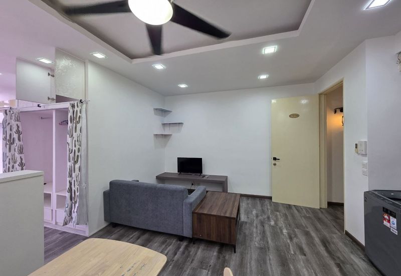 Dedaun Hijau (Greenfield Regency)