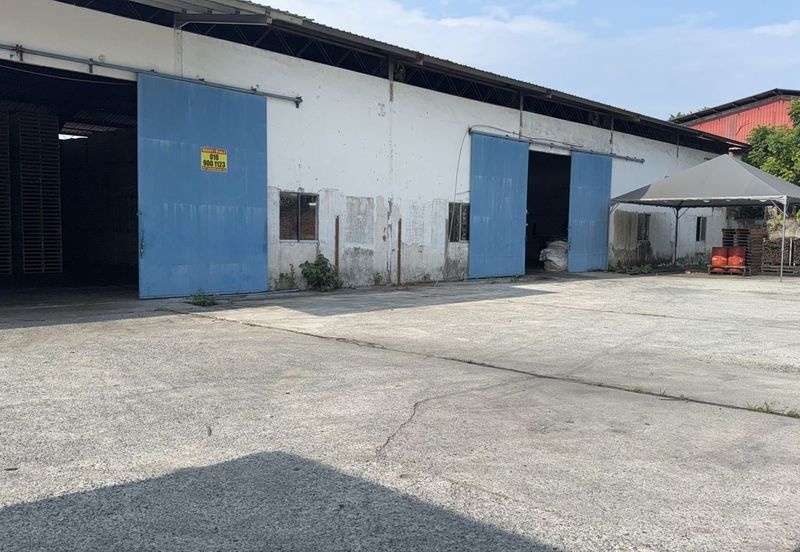 KULAI Kelapa Sawit Batu 24 Medium Industrial Factory LAND