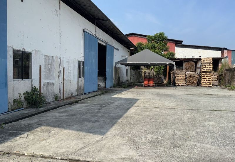 KULAI Kelapa Sawit Batu 24 Medium Industrial Factory LAND