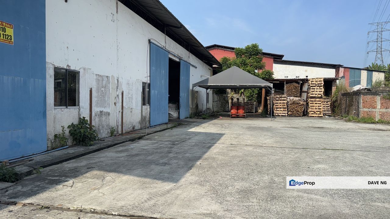 KULAI Kelapa Sawit Batu 24 Medium Industrial Factory LAND, Johor, Kulai