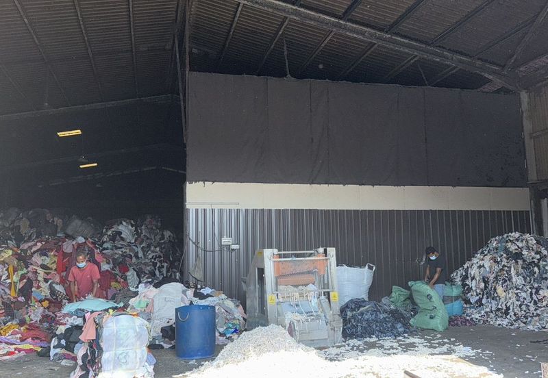 KULAI Kelapa Sawit Batu 24 Medium Industrial Factory LAND