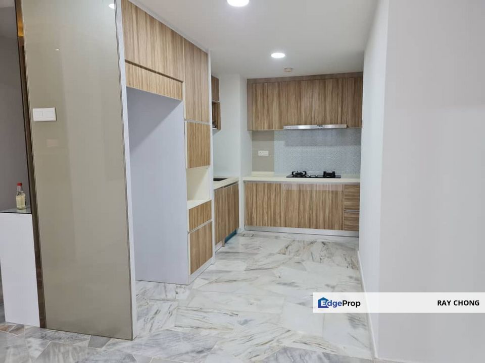 2 Covered Carparks (side-by-side), Low Density, Well-Maintained & Partially Furnished, Selangor, Ampang