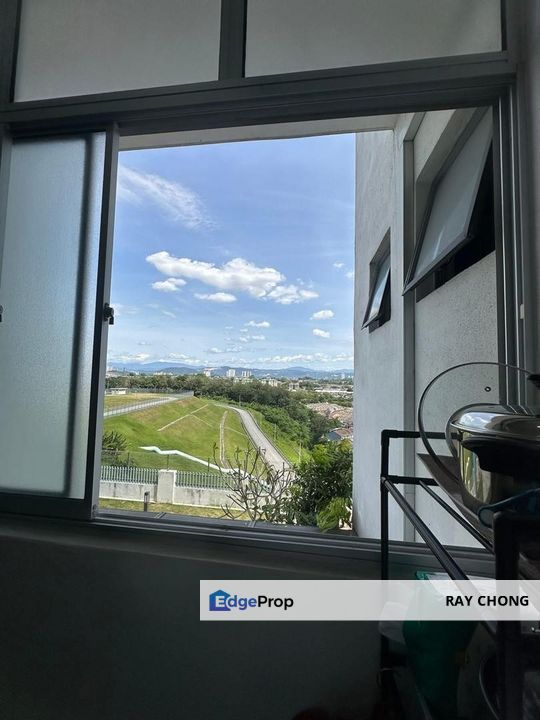 Corner Unit, 2 Covered Carparks (side-by-side), Low Floor, South Facing, Unblocked View, Great Privacy, Selangor, Bandar Damai Perdana