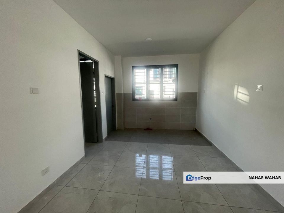 TAMAN MUTIARA HIJAU RUMAH TERES DUA TINGKAT KULAI, Johor, Kulai