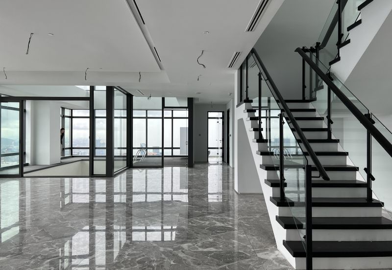 Four Seasons Place