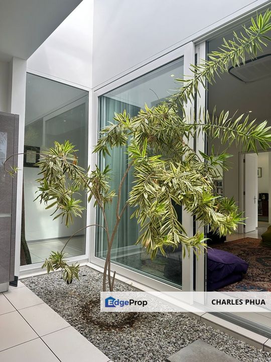 Bungalow seated on half an acre of land !, Kuala Lumpur, Taman Duta