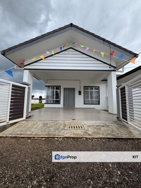 New Semi D House @ Kuala Pilah 2 Behind Hospital Kuala Pilah Brand New Development , Negeri Sembilan, Kuala Pilah