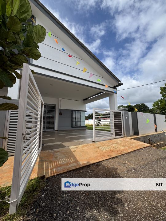 Taman Bandar Kuala Pilah 2 Single Storey Superlink For Sale Behind Hospital Kuala Pilah, Negeri Sembilan, Kuala Pilah