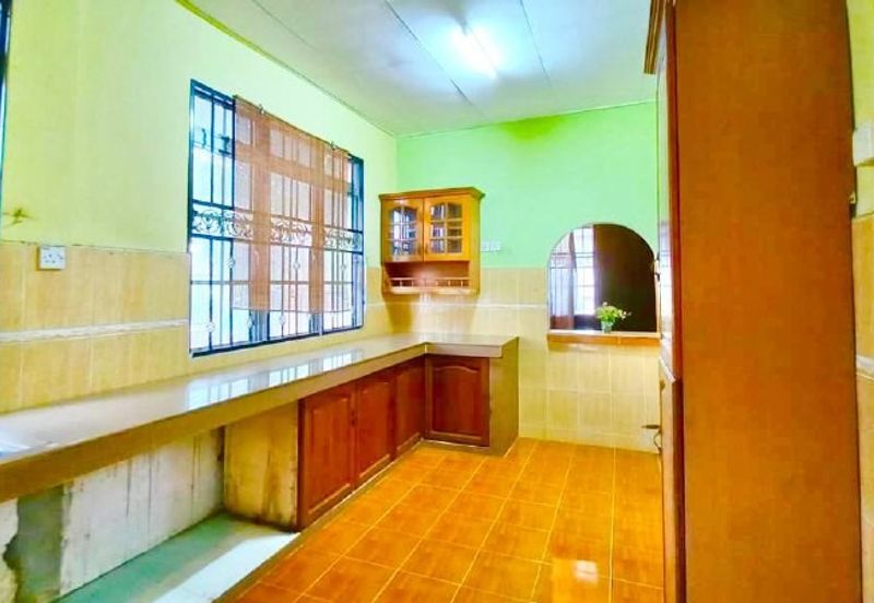 Sungai Pelek, Sepang, Bungalow, 1 Storey, For Sale