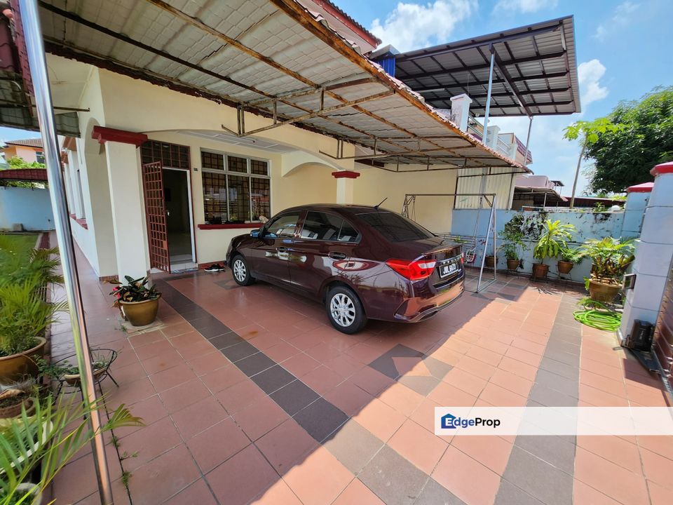 Seri Orkid Endlot Double Storey Terrace For Sale with Extra 12ft Land, Johor, Skudai
