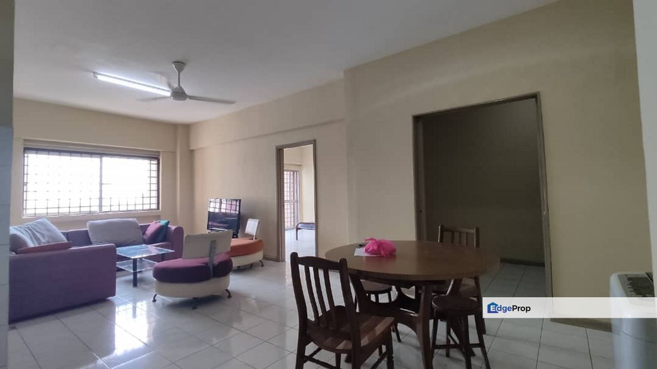 Larkin Utama Condominium @ Jalan Tun Abdul Razak For Sale Fully Furnished Near JB Town, Johor, Johor Bahru