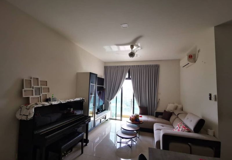 D'Summit Residences @ Kempas Utama