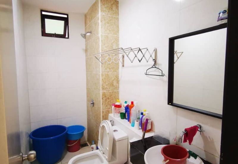 D'Summit Residences @ Kempas Utama