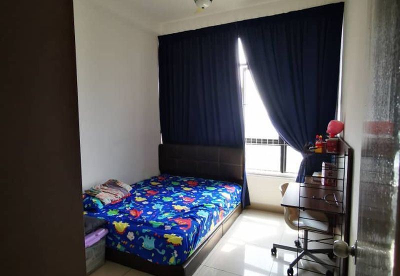 D'Summit Residences @ Kempas Utama