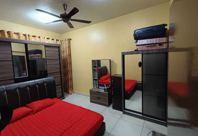 D'Summit Residences @ Kempas Utama