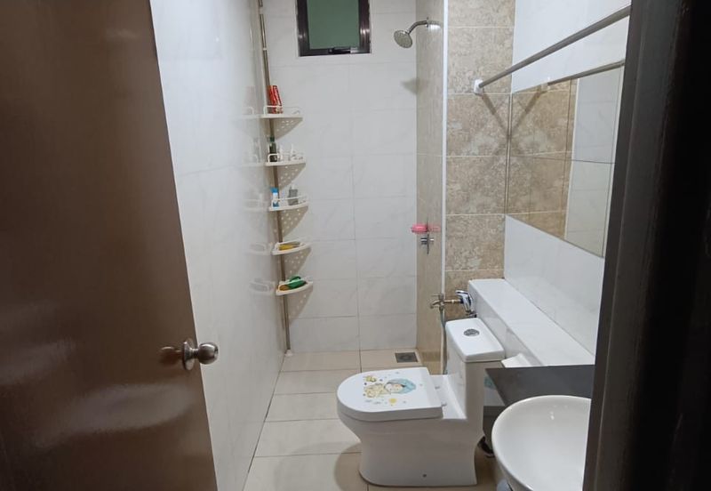 D'Summit Residences @ Kempas Utama