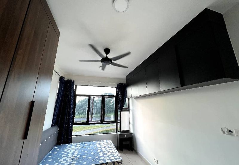 D'Summit Residences @ Kempas Utama