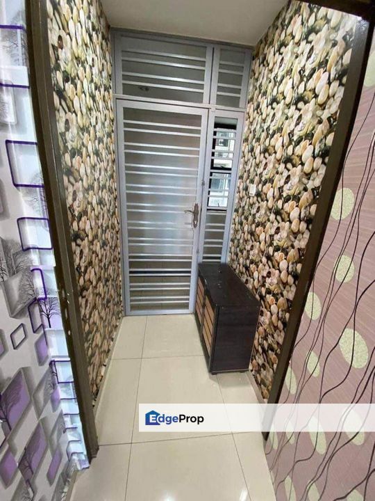 Seri Austin Luxury Residence Apartment For Sale - Brand New Renovation and Fully Furnished, Johor, Johor Bahru