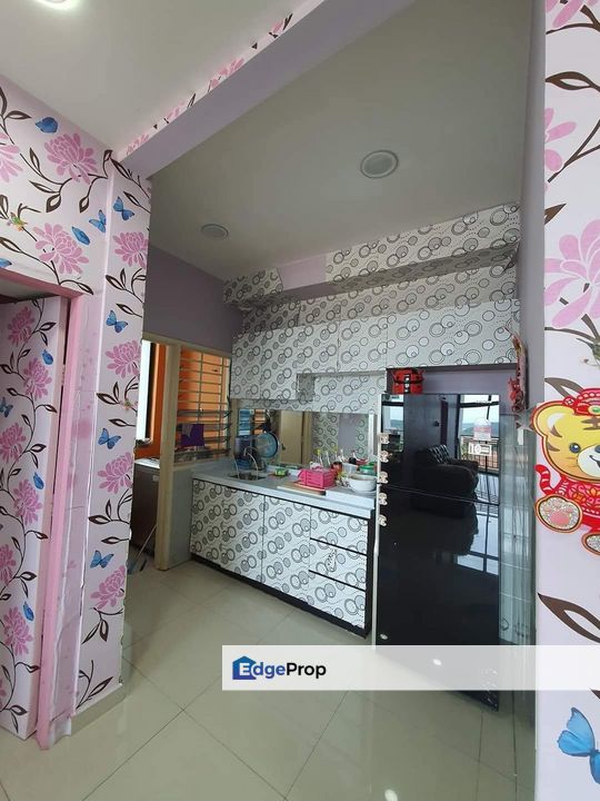 Seri Austin Luxury Residence Apartment For Sale - Brand New Renovation and Fully Furnished, Johor, Johor Bahru