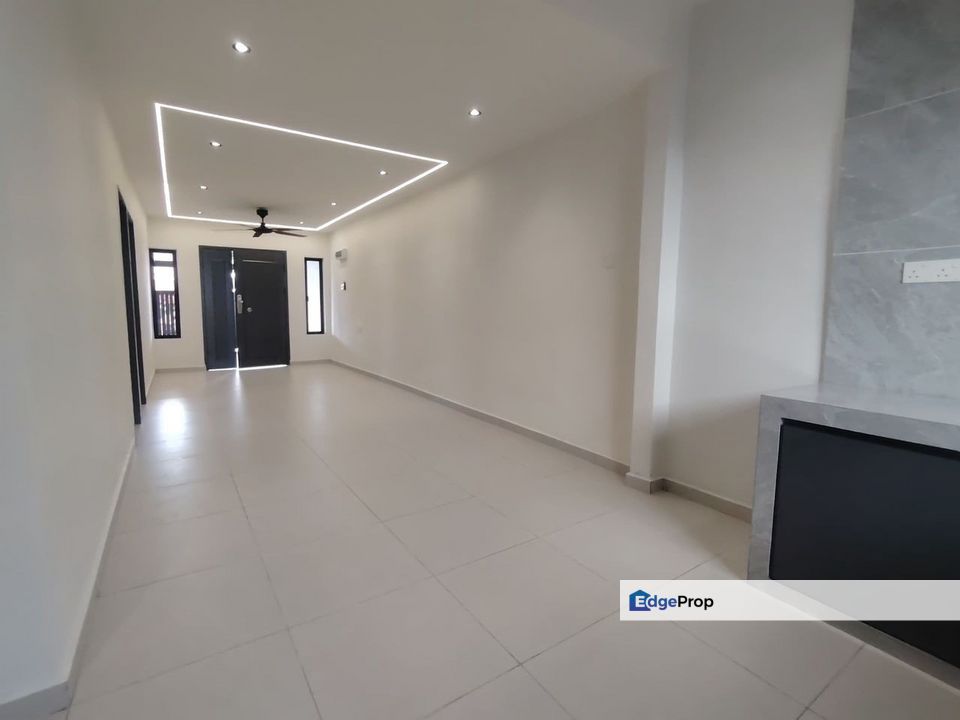 Taman Dahlia Single Storey Low Cost House - Fully Renovated nearbyt Pasir Gudang, Johor, Tampoi