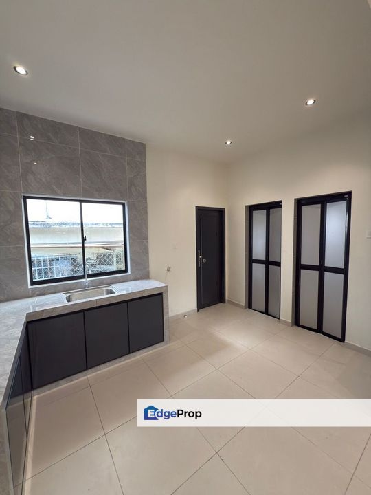 Taman Dahlia Single Storey Low Cost House - Fully Renovated nearbyt Pasir Gudang, Johor, Tampoi