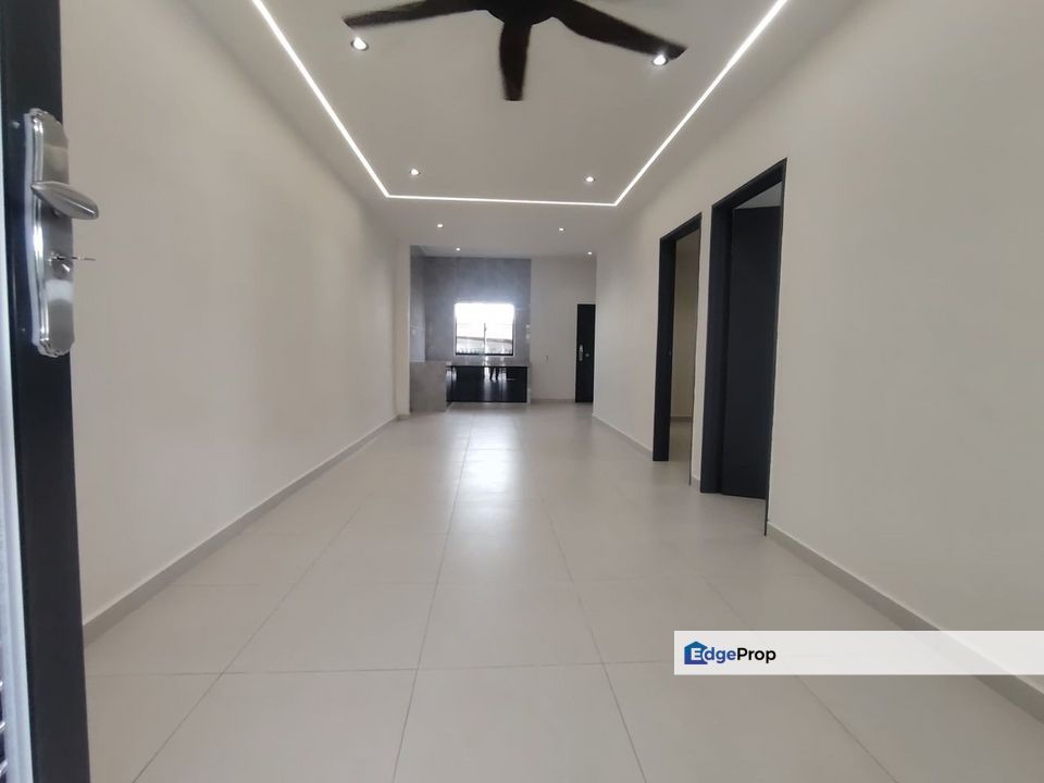 Taman Dahlia Single Storey Low Cost House - Fully Renovated nearbyt Pasir Gudang, Johor, Tampoi