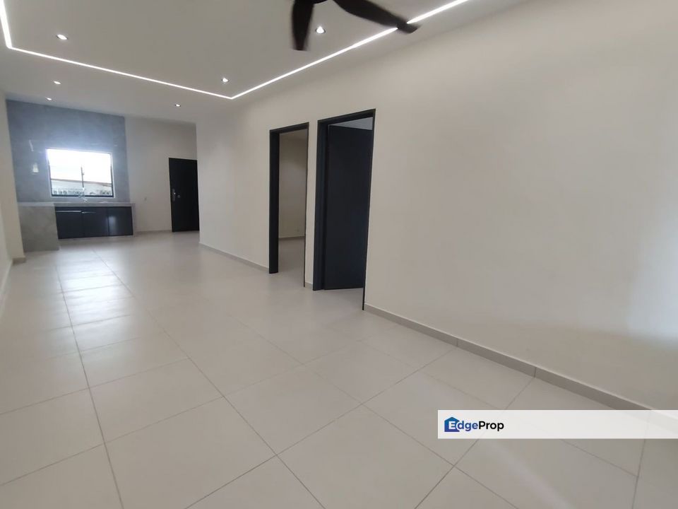 Taman Dahlia Single Storey Low Cost House - Fully Renovated nearbyt Pasir Gudang, Johor, Tampoi