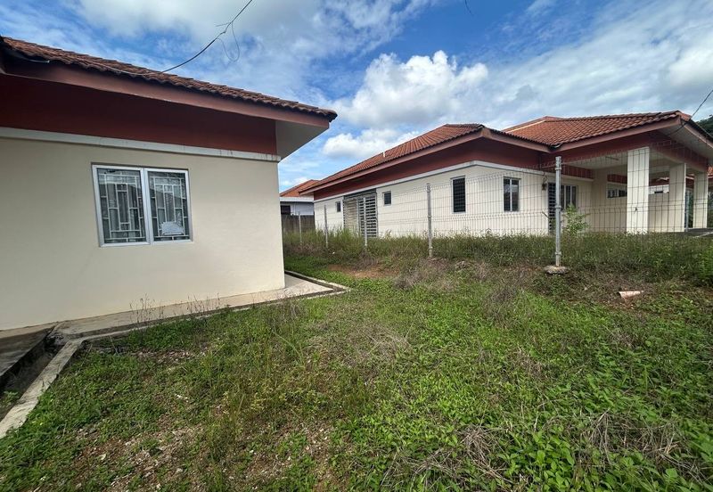 PERUMAHAN MAKMUR BUKIT LADA