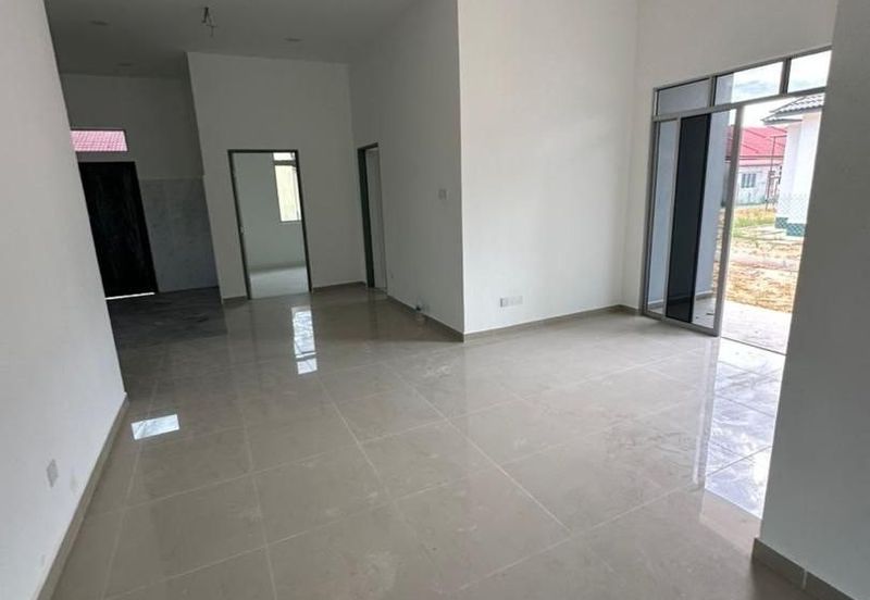 Rumah Banglo Tanah Luas Tanah Merah Kelantan