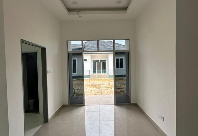 Rumah Banglo Tanah Luas Tanah Merah Kelantan