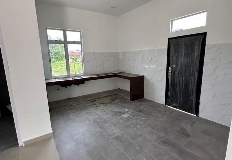 Rumah Banglo Tanah Luas Tanah Merah Kelantan