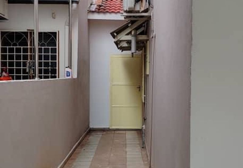 Rumah Reno Cantik Tengah Bandar Temerloh non Bumi