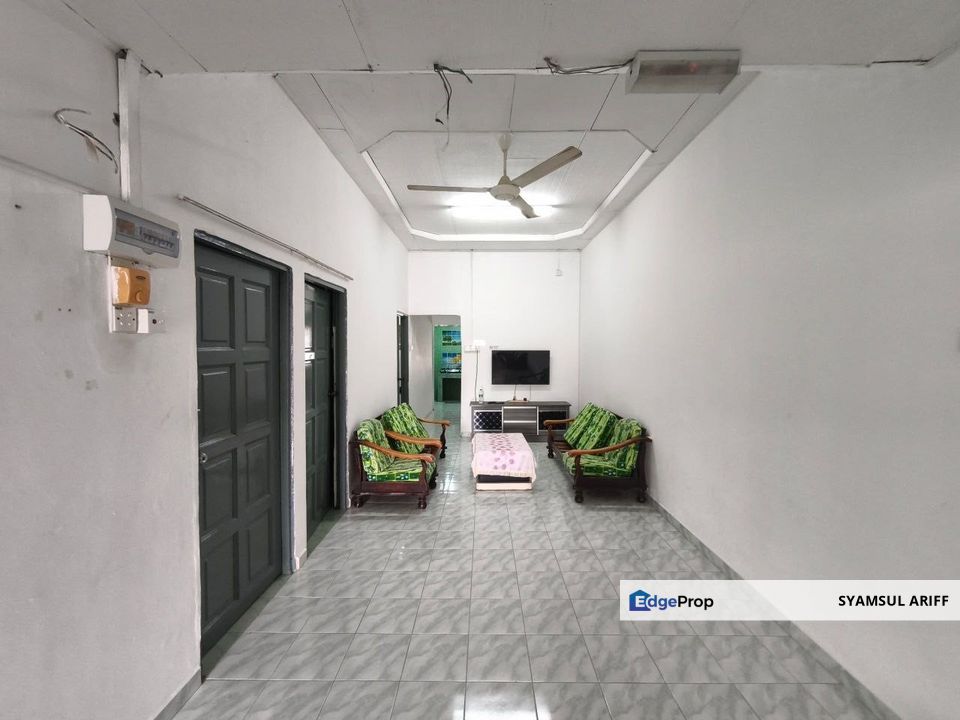 Rumah Belakang Masjid Bukit Bendera Mentakab, Pahang, Mentakab