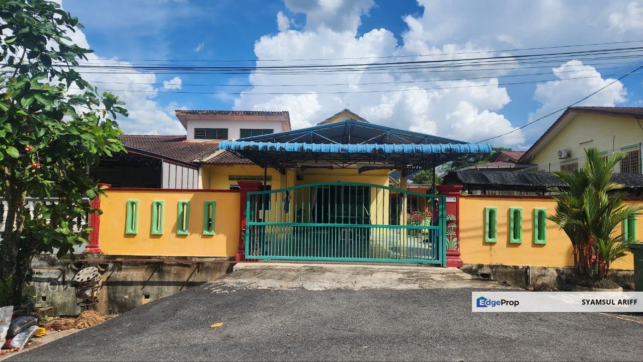 Rumah Taman Ada Tanah Tepi Di Cheroh Raub , Pahang, Raub